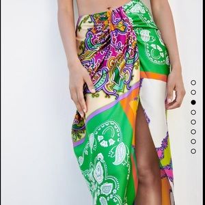 Zara printed knotted skirt